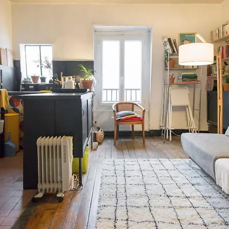 Appartamento Apt In Batignolles With View Eiffel Tower Parigi
