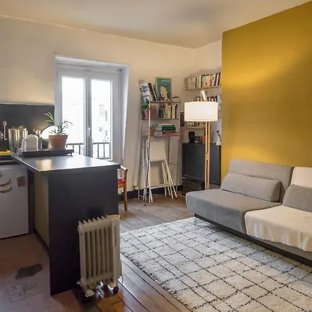 Apt In Batignolles With View Eiffel Tower *